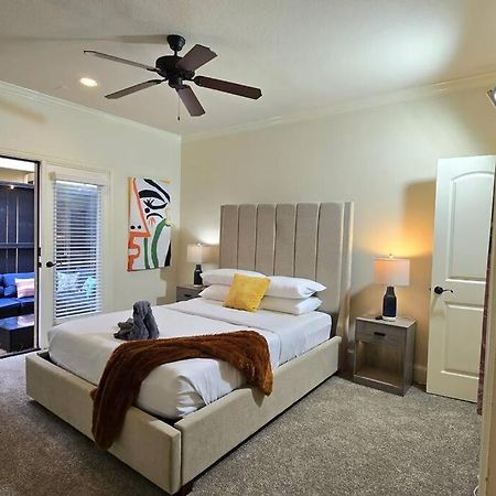 Modern Galleria Gem Private Jacuzzi 3 Br Houston Bagian luar foto