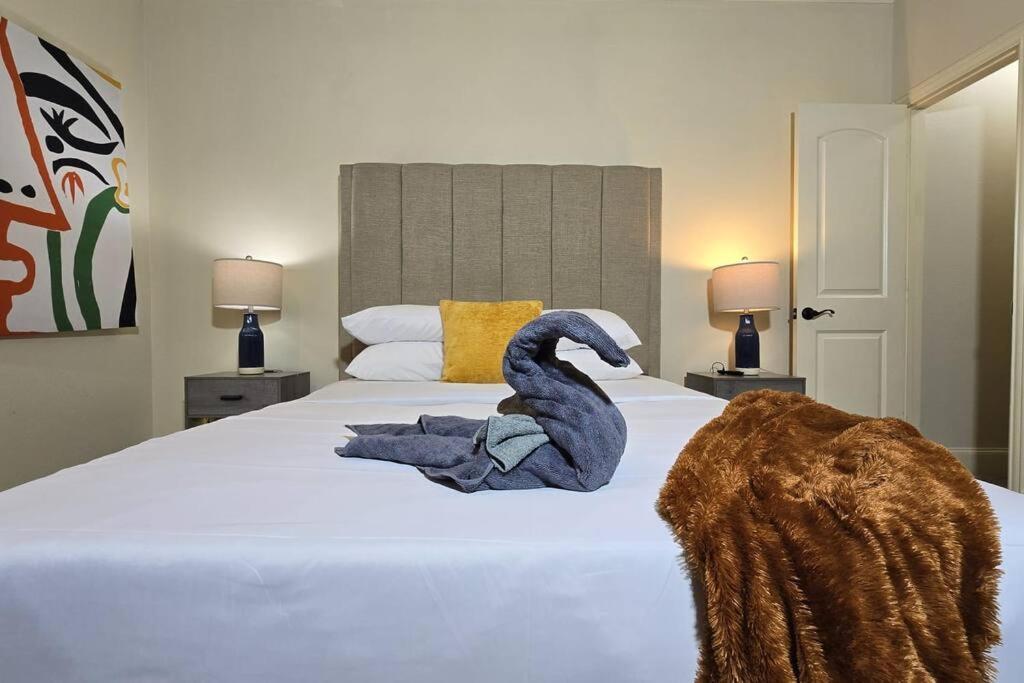 Modern Galleria Gem Private Jacuzzi 3 Br Houston Bagian luar foto
